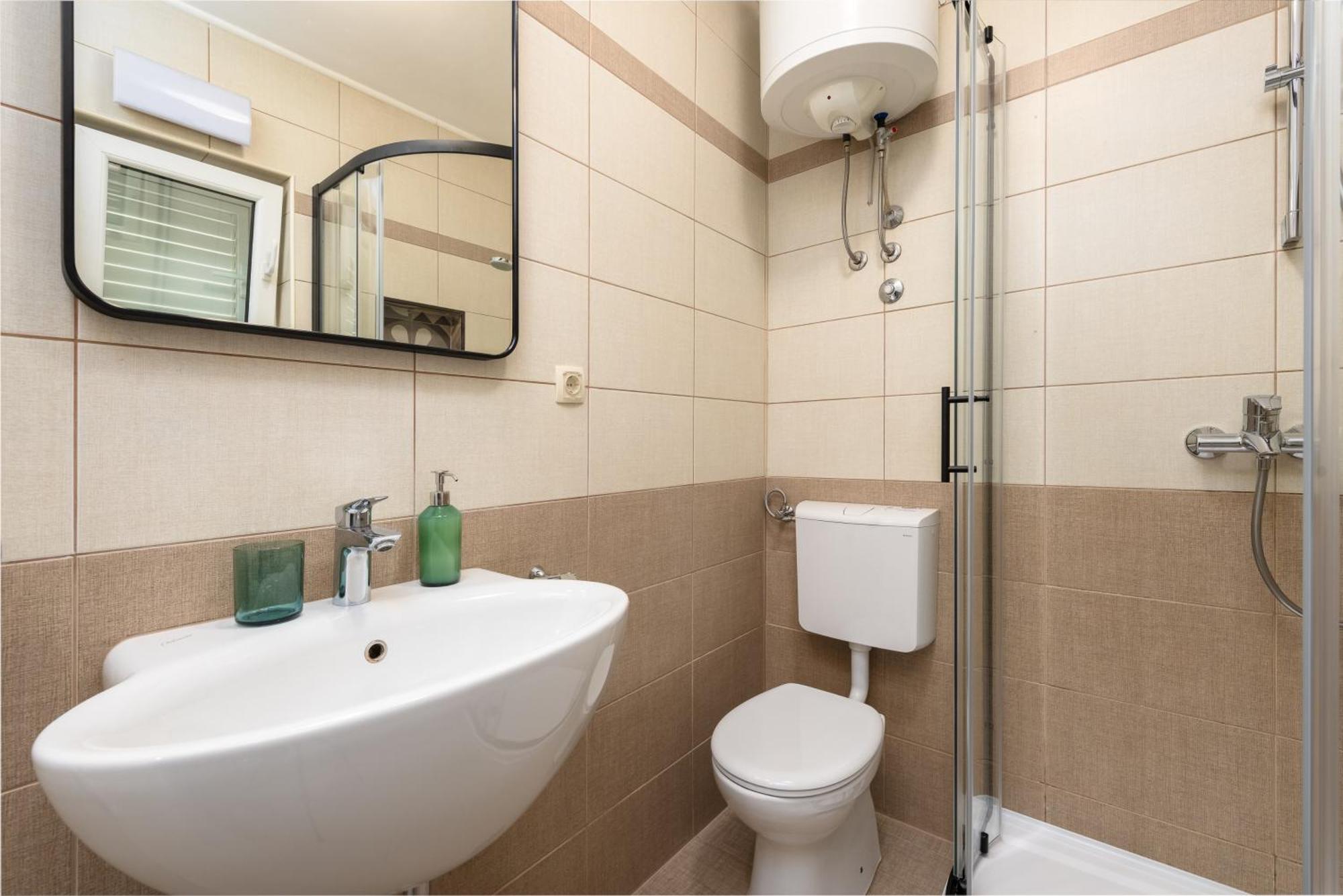Apartments Maris Млини Стая снимка