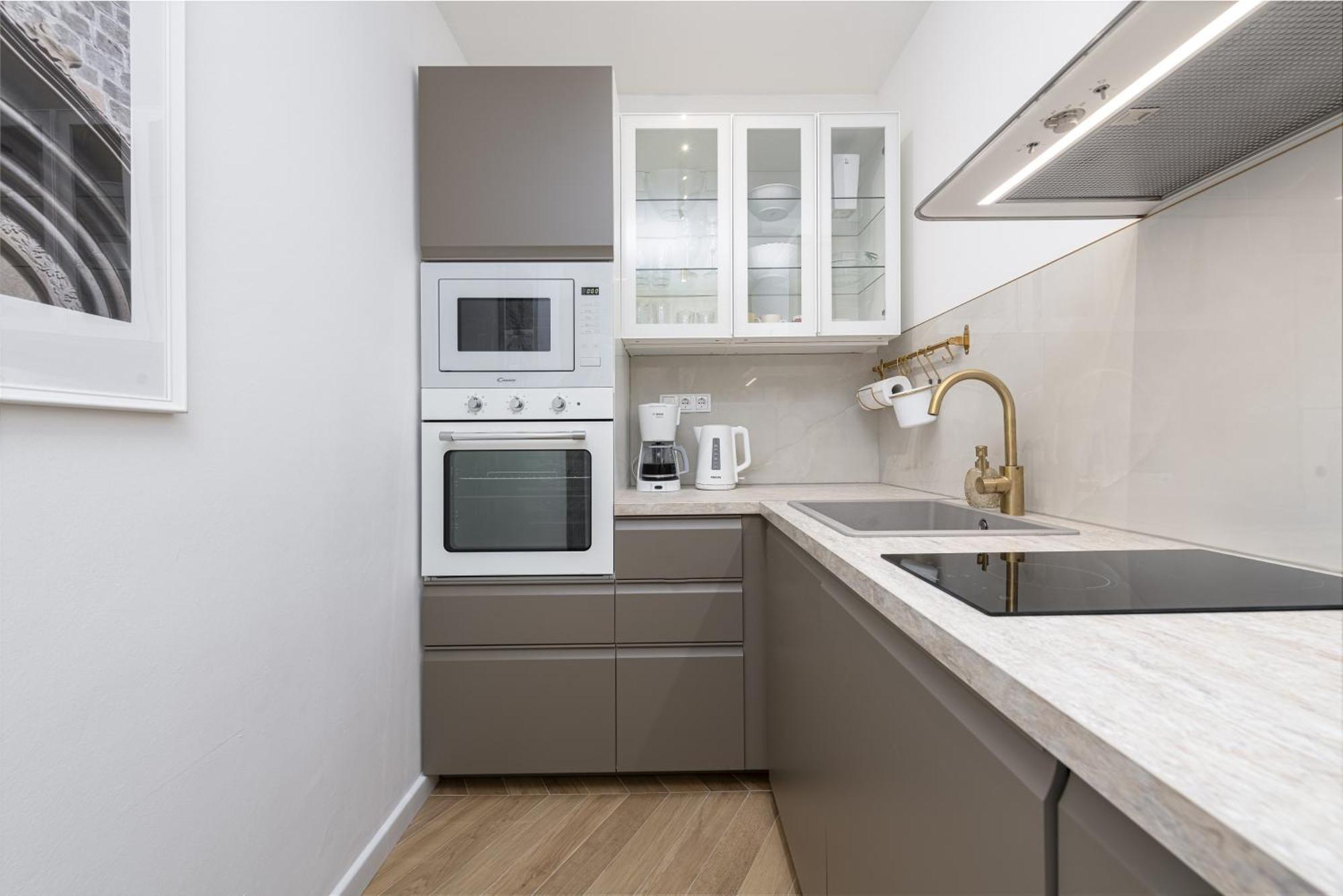 Apartments Maris Млини Стая снимка